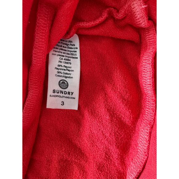 Sundry Red “LOVE” Star Hoodie – Made in USA – Size 3 (L) - Picture 5 of 6